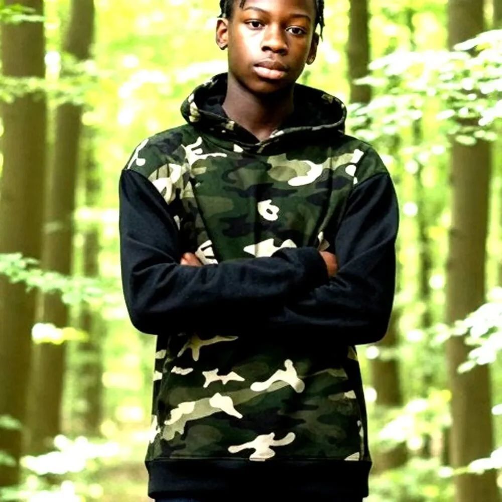 Cool NIKE Boys Dri-Fit Green Camo Pocketed Hoodie - Size: Large